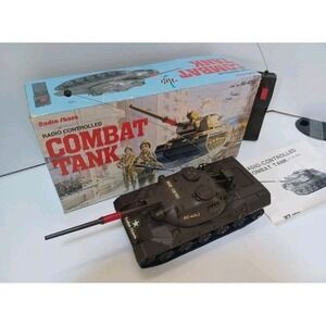 Radio Shack Combat Tank Vintage RC Tank NOT WORKING*